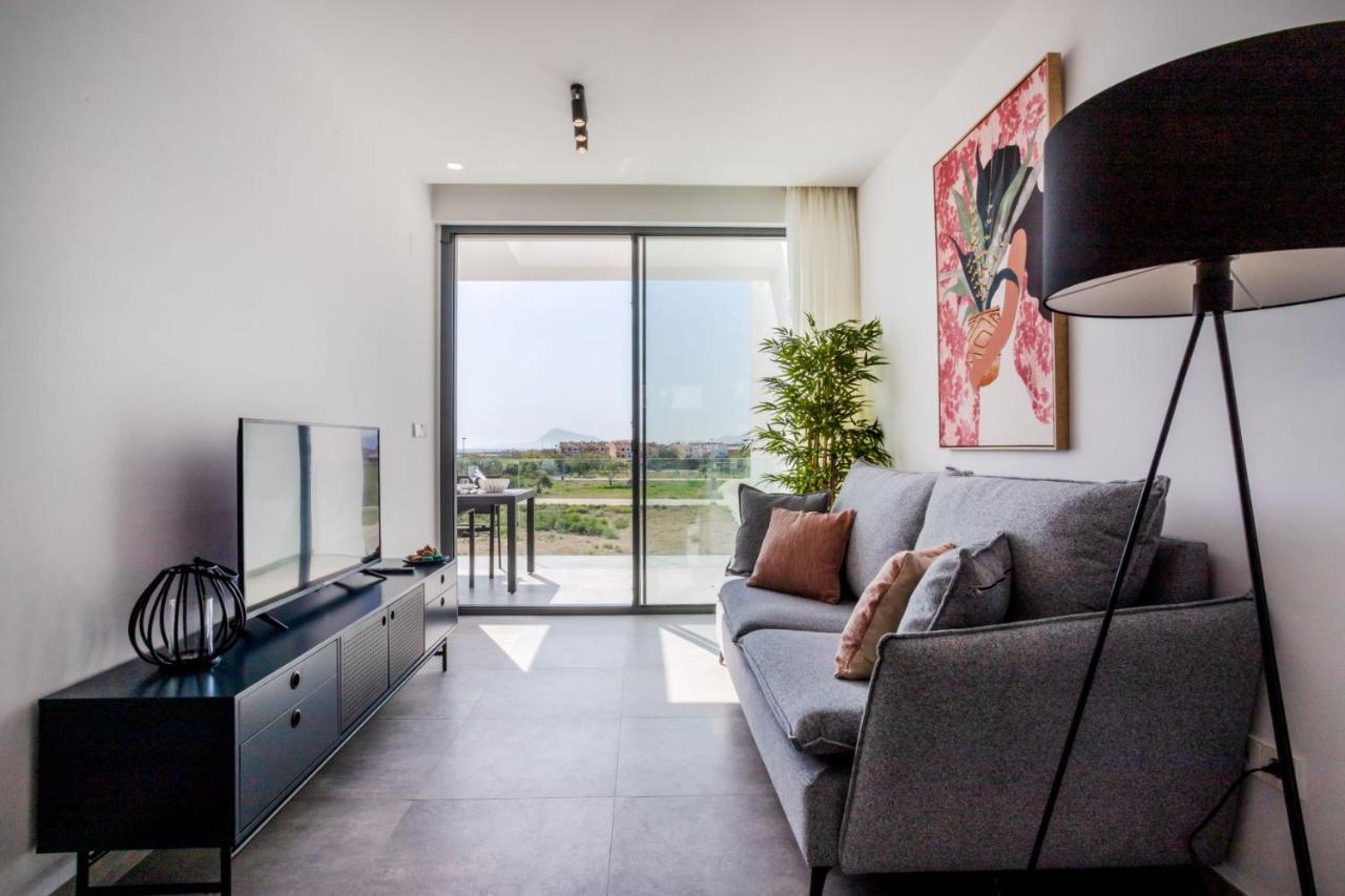 Oliva Suites Екстер'єр фото