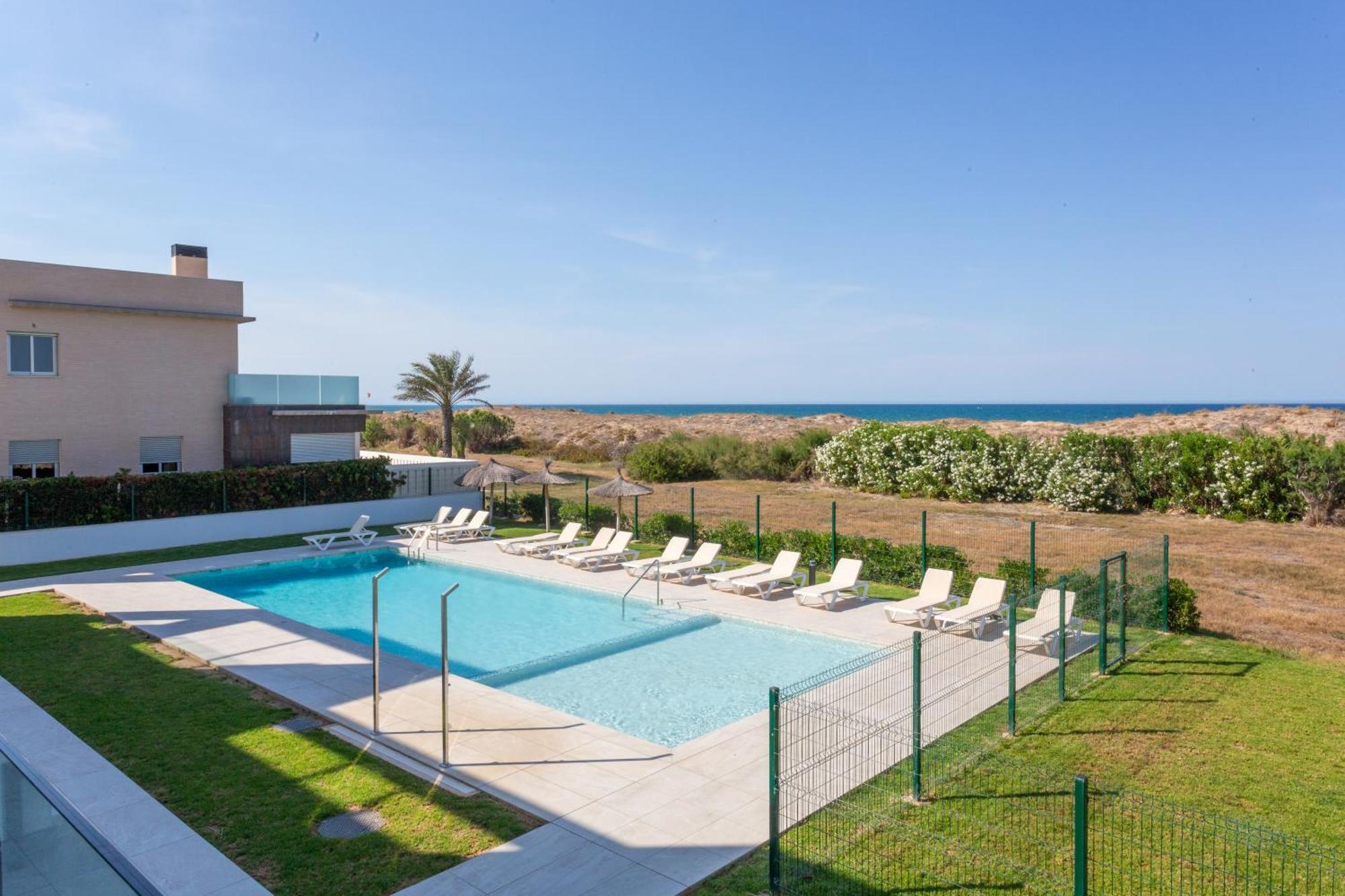 Oliva Suites Екстер'єр фото
